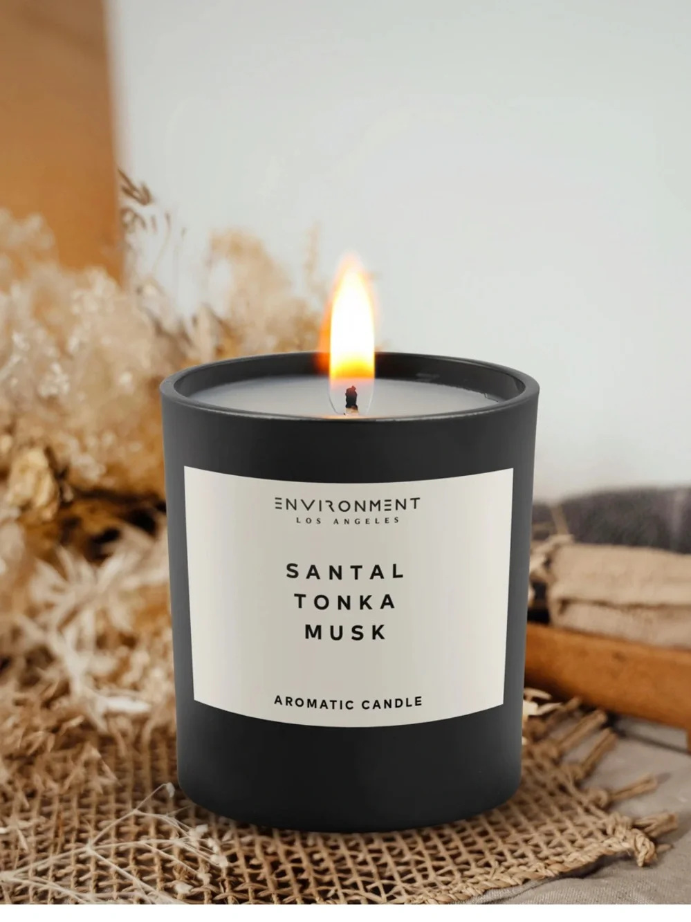 Environment Los Angeles Santal Tonka Musk LE LABO SANTAL, 1 HOTEL Scented Candle